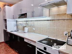 Коттедж 260м², 2-этажный, участок 10 сот.