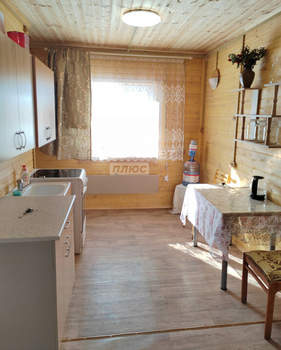 Дом 76м², 2-этажный, участок 4 сот.