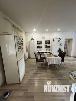 Коттедж 138м², 2-этажный, участок 6 сот.