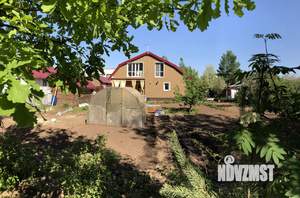 Дом 200м², 2-этажный, участок 9 сот.