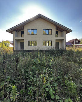 Дом 113м², 2-этажный, участок 4 сот.