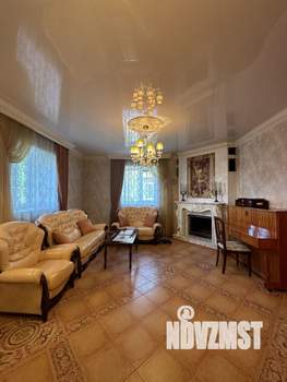 Дом 370м², 3-этажный, участок 11 сот.