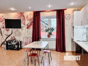 Коттедж 260м², 2-этажный, участок 10 сот.