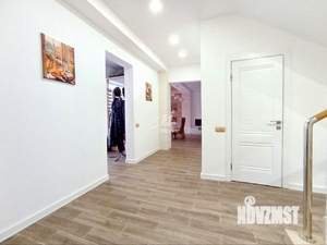 Коттедж 212м², 2-этажный, участок 14 сот.