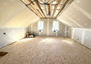 Дом 92м², 2-этажный, участок 3 сот.