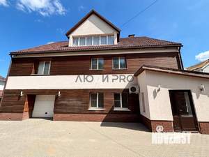 Дом 300м², 3-этажный, участок 9 сот.