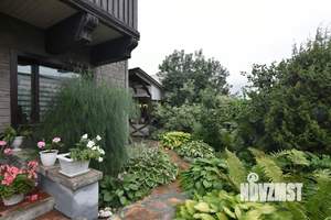 Коттедж 290м², 2-этажный, участок 11 сот.