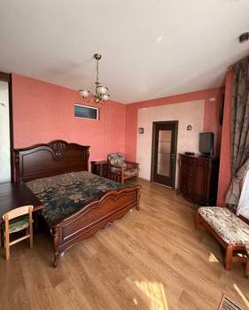 Дом 347м², 3-этажный, участок 13 сот.