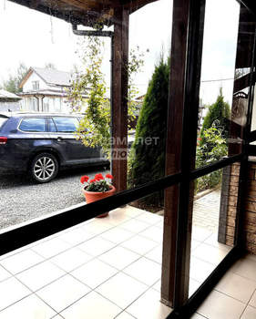 Дом 424м², 2-этажный, участок 10 сот.