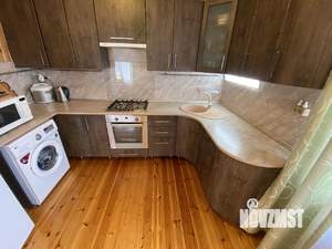 Дом 180м², 3-этажный, участок 20 сот.