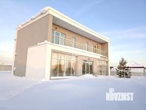 Коттедж 212м², 2-этажный, участок 14 сот.