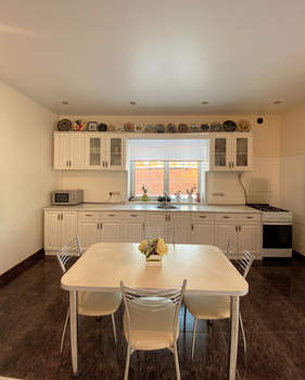 Дом 270м², 2-этажный, участок 13 сот.