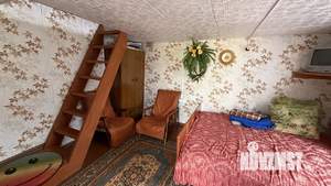 Дом 15м², 2-этажный, участок 4 сот.