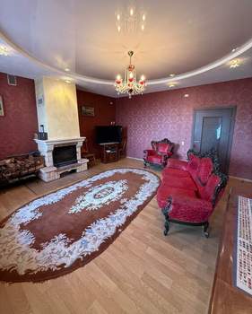 Дом 347м², 3-этажный, участок 13 сот.