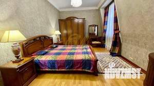 Дом 1650м², 3-этажный, посуточно, 