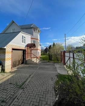 Дом 204м&sup2;, 3-этажный, участок 12 сот.  