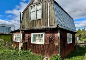 Дом 30м², 2-этажный, участок 8 сот.  