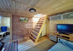 Дом 40м&sup2;, 2-этажный, участок 5 сот.  