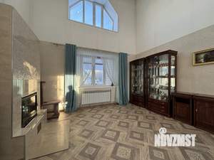 Дом 266м&sup2;, 2-этажный, участок 9 сот.  