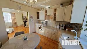 Коттедж 300м², 2-этажный, участок 10 сот.  