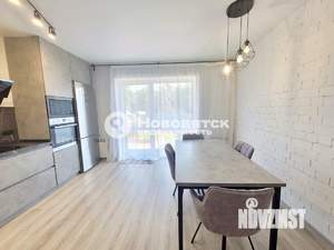 Таунхаус 140м², 1-этажный, участок 1 сот.  