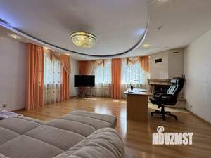 Коттедж 422м², 3-этажный, участок 13 сот.  