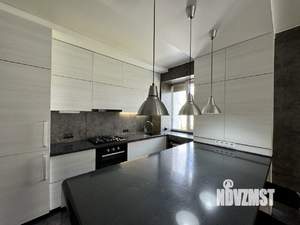 Дом 270м², 1-этажный, участок 9 сот.  