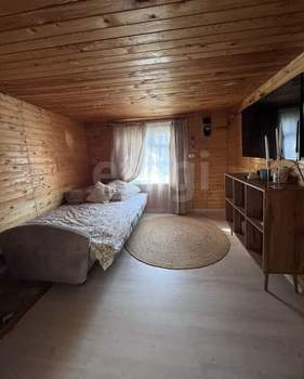 Дом 11м&sup2;, 2-этажный, участок 6 сот.  