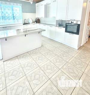 Дом 268м&sup2;, 2-этажный, участок 10 сот.  