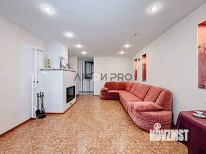 Коттедж 260м&sup2;, 2-этажный, участок 10 сот.  