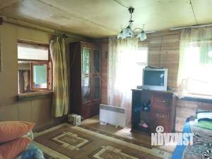 Дом 50м², 2-этажный, участок 6 сот.  