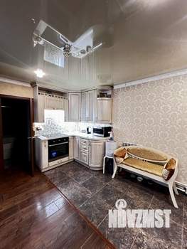 Дом 113м&sup2;, 2-этажный, участок 8 сот.  