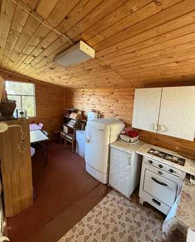 Дом 23м², 2-этажный, участок 9 сот.  