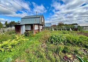 Дом 30м², 2-этажный, участок 8 сот.  