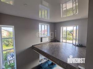 Дом 240м², 2-этажный, участок 12 сот.  