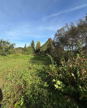 Дом 23м&sup2;, 2-этажный, участок 9 сот.  