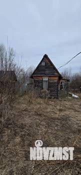 Дом 26м², 2-этажный, участок 6 сот.  