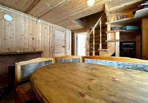 Дом 53м&sup2;, 2-этажный, участок 9 сот.  