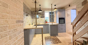 Дом 182м&sup2;, 2-этажный, участок 12 сот.  