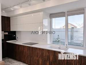 Коттедж 180м&sup2;, 2-этажный, участок 15 сот.  