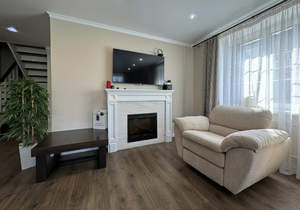 Дом 155м&sup2;, 3-этажный, участок 3 сот.  