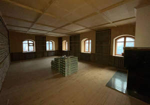 Дом 750м², 3-этажный, участок 6 сот.  