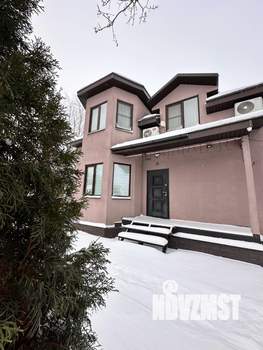 Коттедж 190м², 2-этажный, участок 6 сот.  