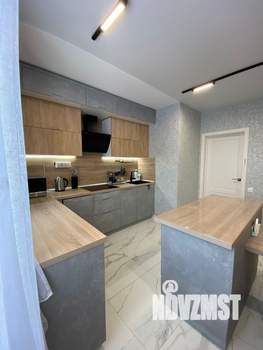 Дом 350м², 2-этажный, участок 15 сот.  