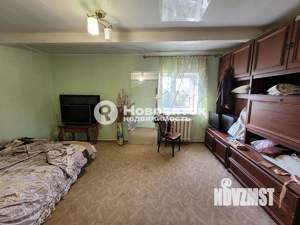 Коттедж 160м², 2-этажный, участок 10 сот.  