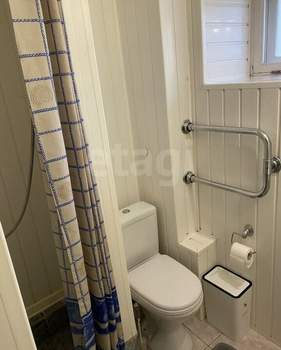 Дом 198м&sup2;, 3-этажный, участок 16 сот.  