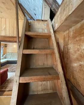 Дом 35м&sup2;, 2-этажный, участок 7 сот.  