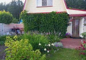 Дом 80м&sup2;, 2-этажный, участок 5 сот.  