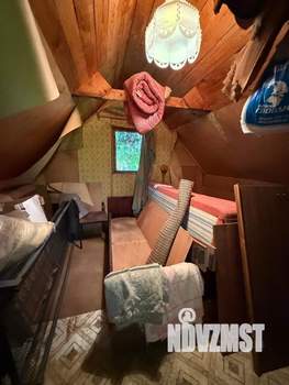 Дом 23м&sup2;, 2-этажный, участок 9 сот.  