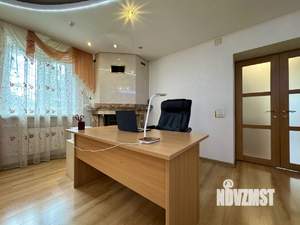 Коттедж 422м², 3-этажный, участок 13 сот.  